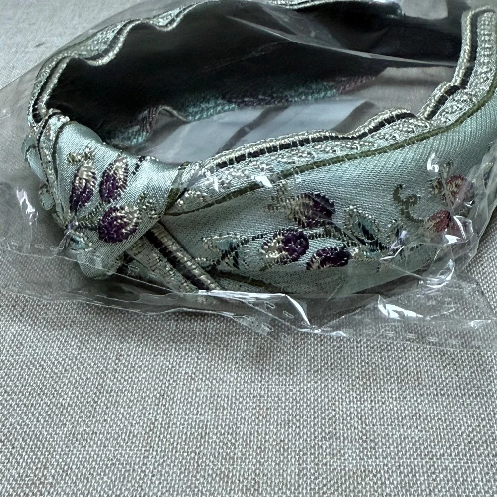 Vintage Look Embroidered Satin Headband Still In Package